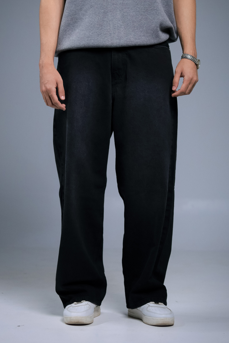 REAL BAGGY IN BLACK	